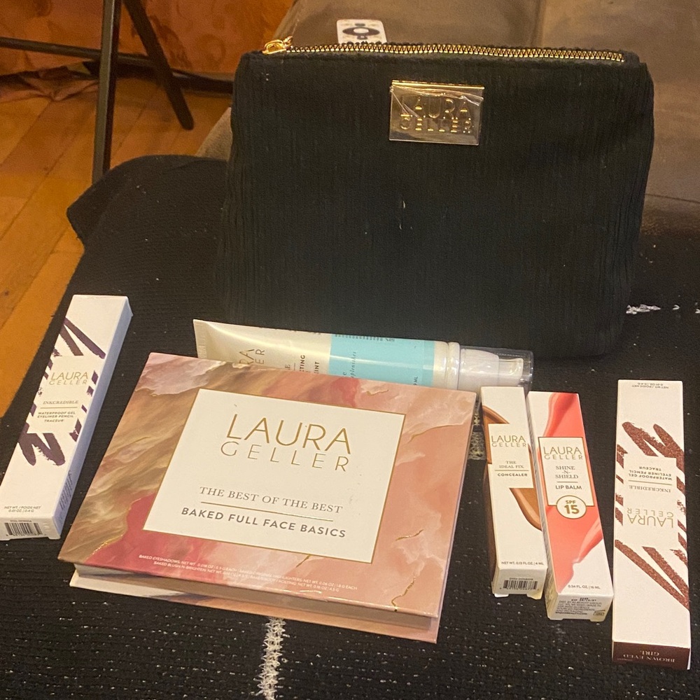 Laura Geller Beauty Collection with Black Bag